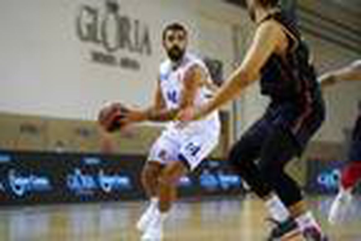 Gloria Cup\'ta Anadolu Efes, Galatasaray\'ı mağlup etti