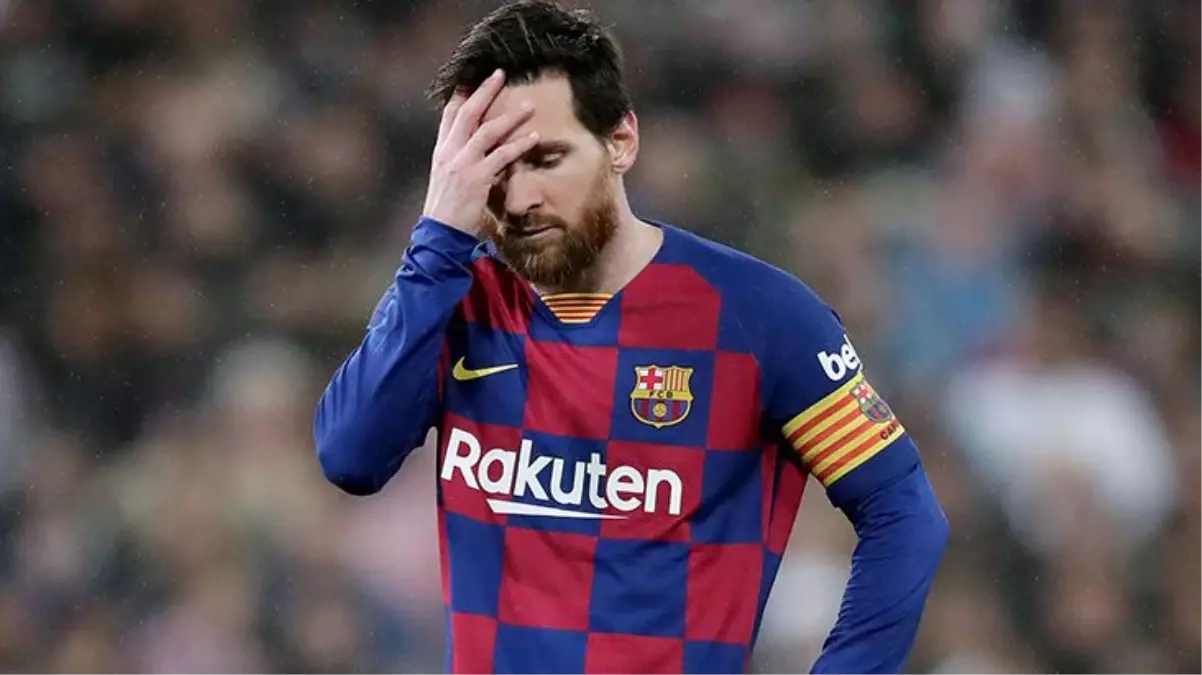 Messi transferinde sürpriz gelişme! 1 yıl daha Barcelona\'da kalabilir