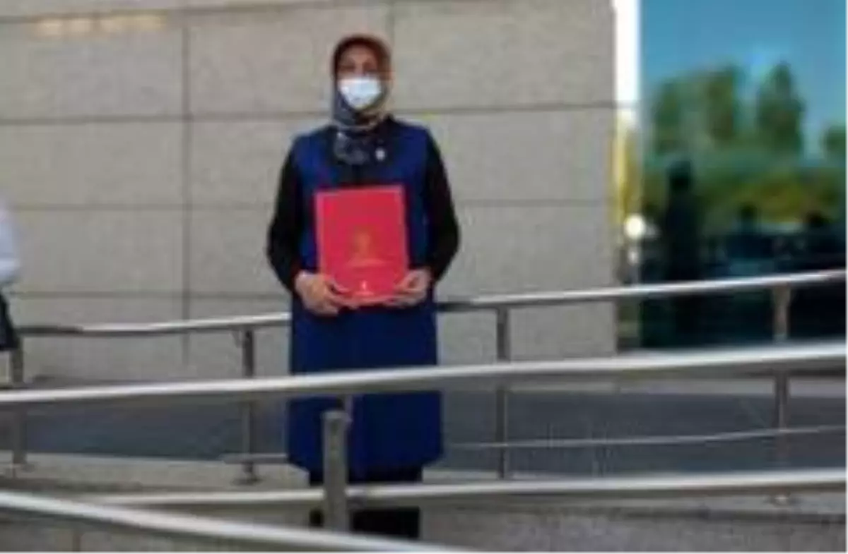 AK Parti Efeler İlçe Kadın Kolları\'na yeni başkan atandı