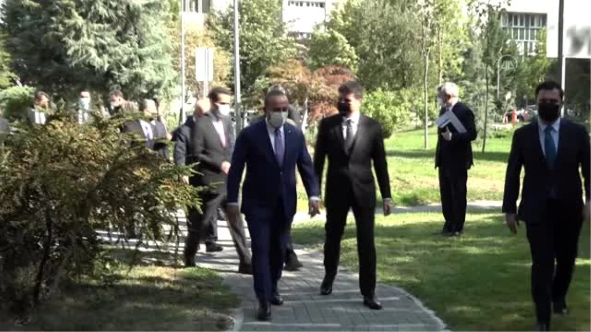 Dışişleri Bakanı Çavuşoğlu, IKBY Başkanı Barzani ile bir araya geldi