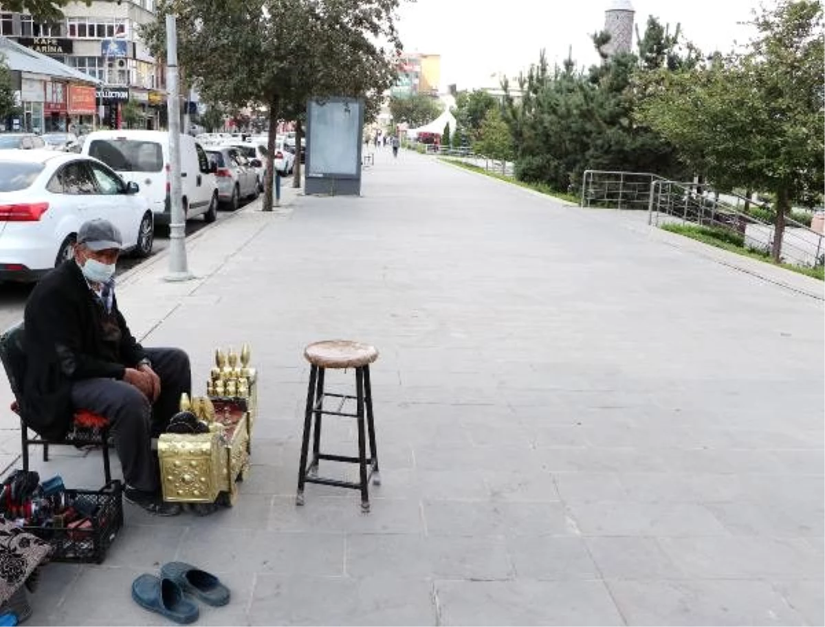 Erzurum\'un cadde ve sokaklarında \'korona\' sessizliği