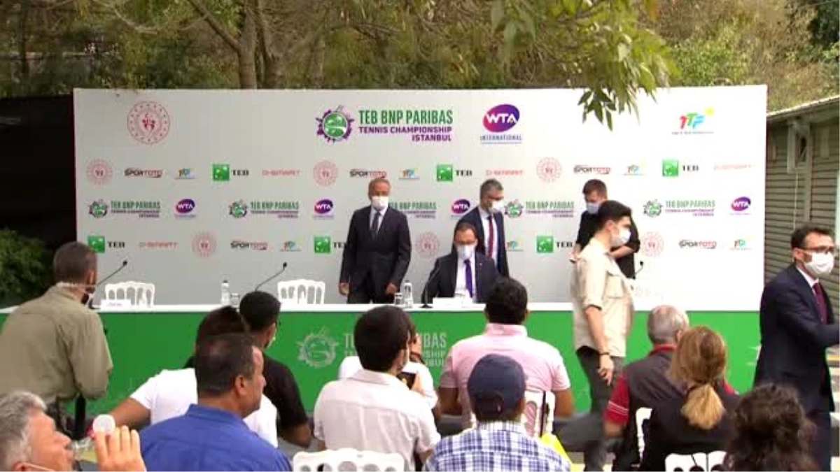 Son dakika haber | Gençlik ve Spor Bakanı Kasapoğlu, İstanbul Tenis Merkezi\'nin açılışında konuşma yaptı (1)