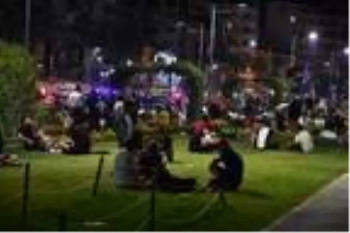 Son dakika... İzmirliler uyarılar unutuldu vaka sayısındaki artış dikkate alınmadı