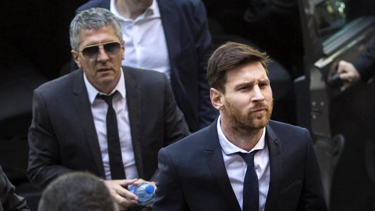 Jorge Messi, oğlu Lionel Messi\'nin 700 milyon euroluk serbest kalma maddesinin geçerli olmadığını savundu