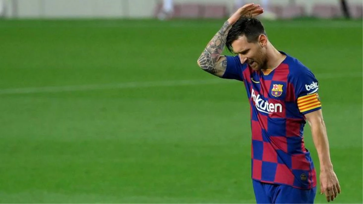 Son Dakika: Ayrılık kararından vazgeçen Lionel Messi, Barcelona\'da kalmaya karar verdi