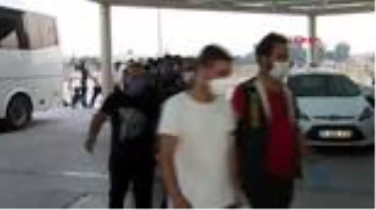 Son Dakika | Adana\'da yasa dışı bahis operasyonuna 32 gözaltı