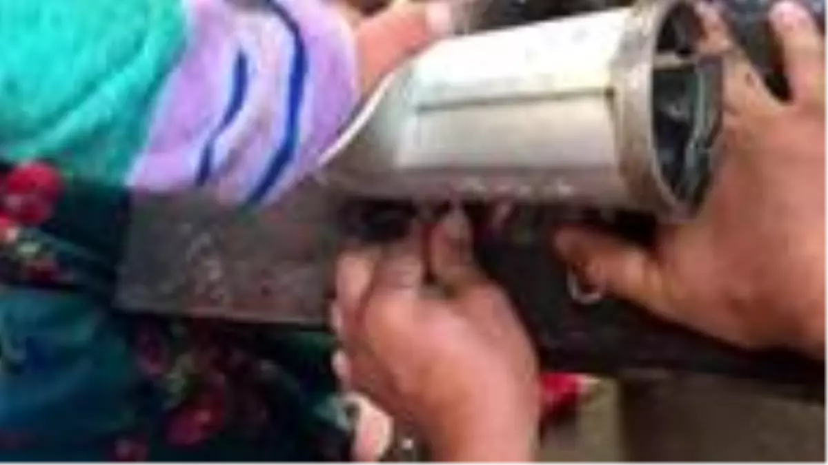 Elini kıyma makinesine kaptıran genç kızın yardımına itfaiye ekipleri yetişti