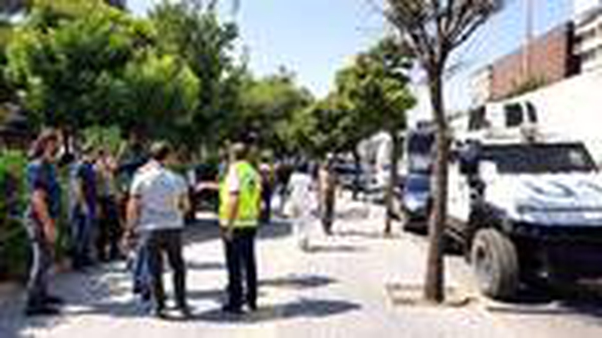 İnşaat işçileri arasında taşlı sopalı kavga çıktı: 6 yaralı