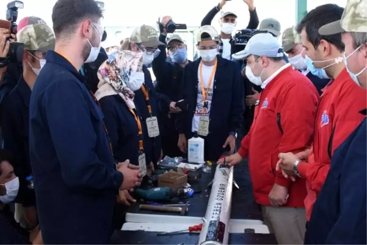 Liseliler yaptıkları rokete öldürülen Ceren Özdemir\'in adını verdi