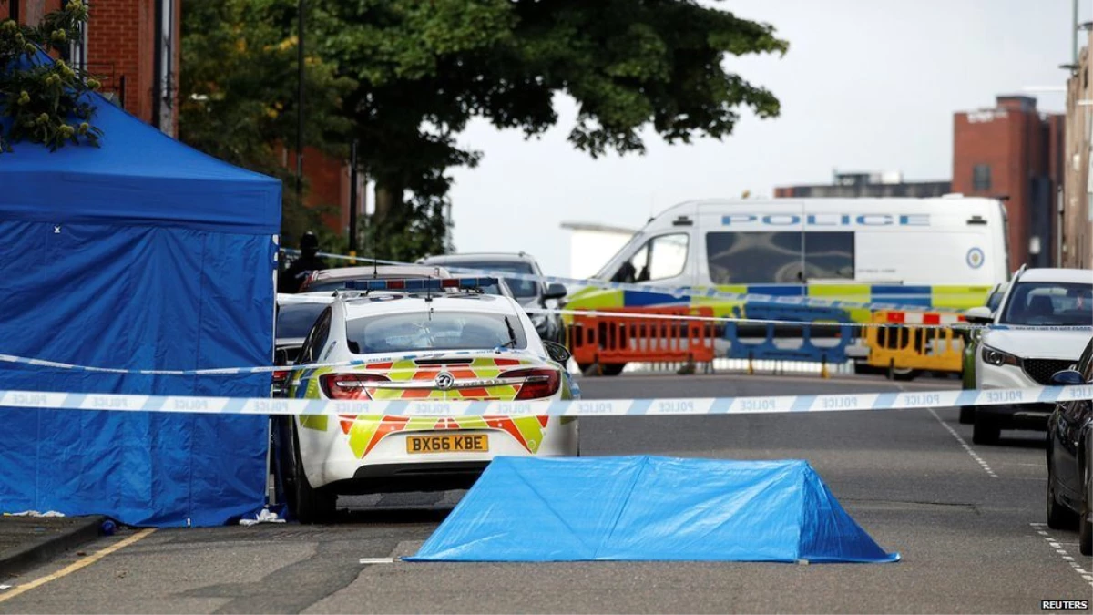 Birmingham\'da kavganın ardından bıçaklı saldırılar: Bir ölü, yedi yaralı