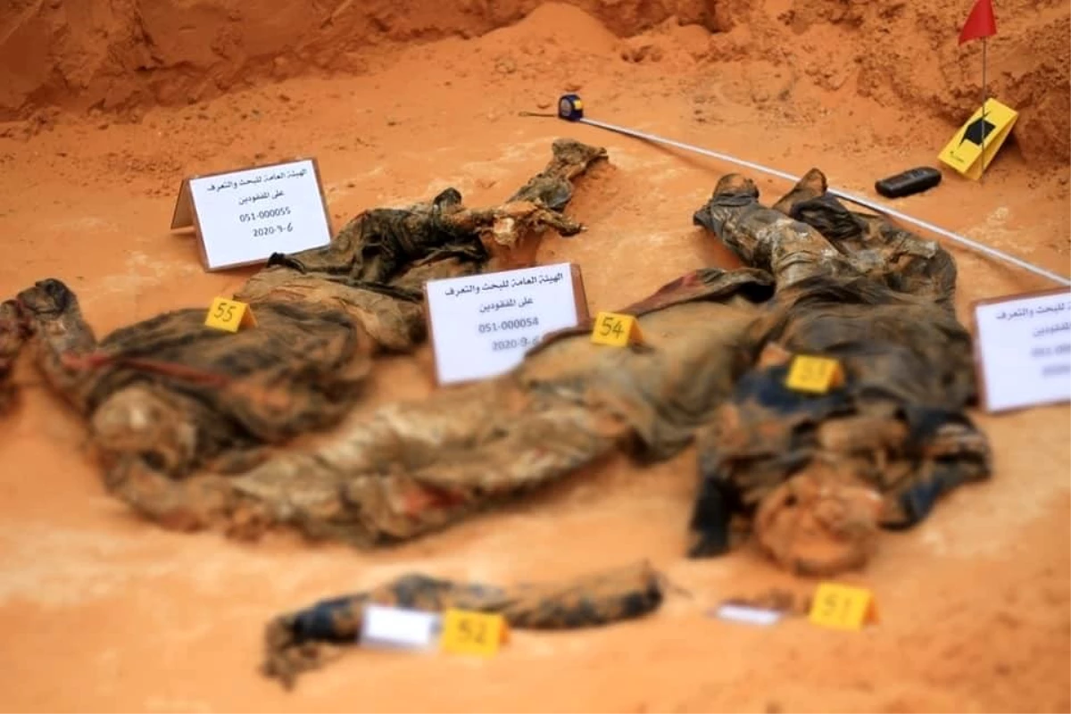 Libya\'da Hafter\'den kurtarılan Terhune\'de ikinci toplu mezar bulundu