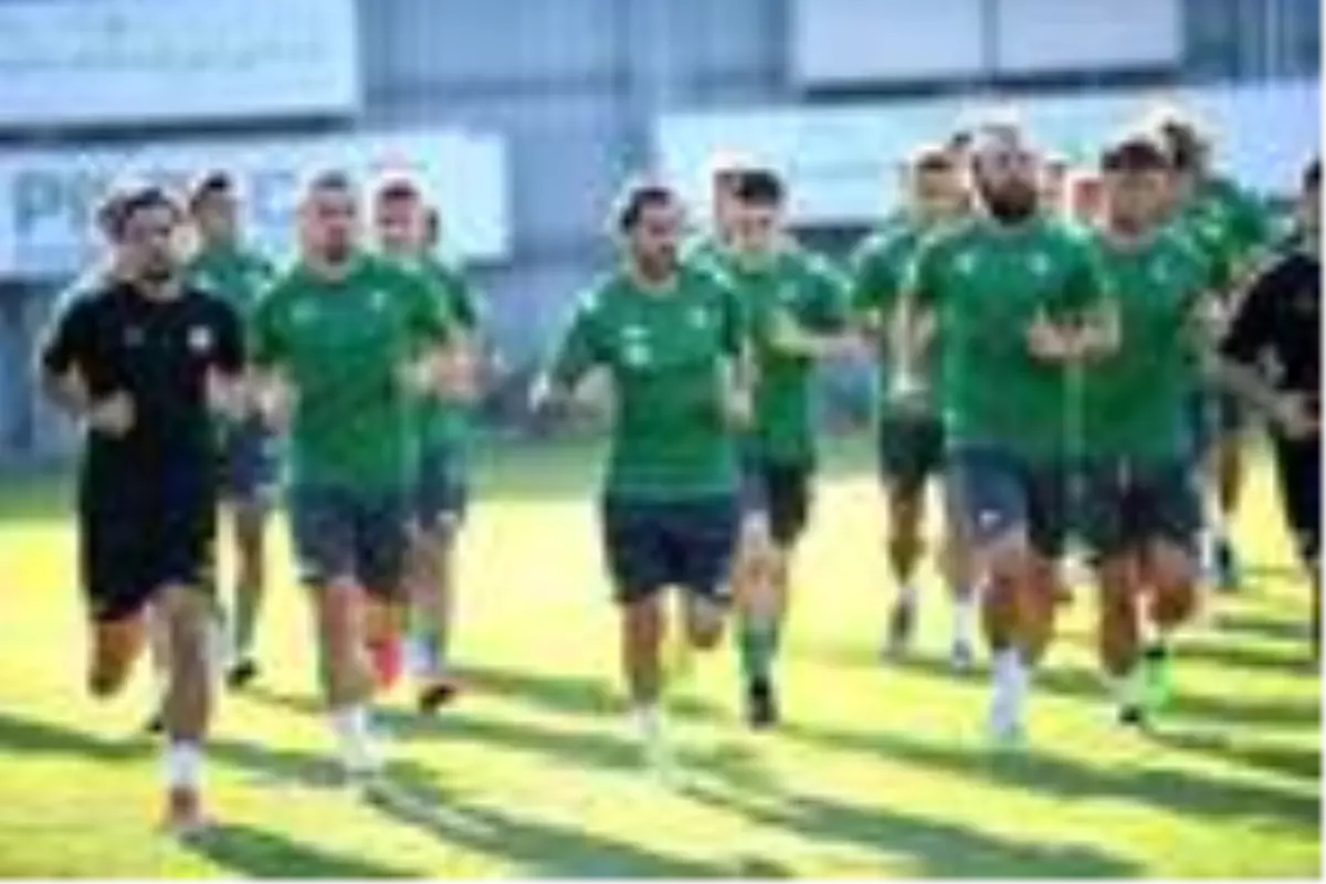 Son Dakika: Bursaspor\'da deneyimliler kilit rol oynayacak