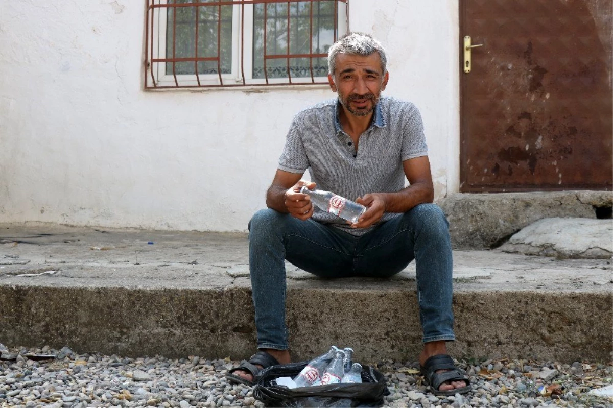 Çektirdiği balkon fotoğrafı ile yerli gazoz firmasının reklam yüzü oldu