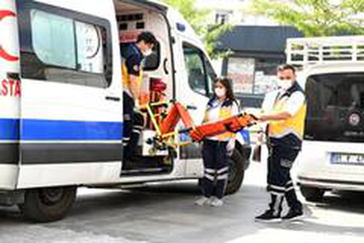 Esenyurt Belediyesi\'nden 7/24 hasta nakil ambulansı hizmeti