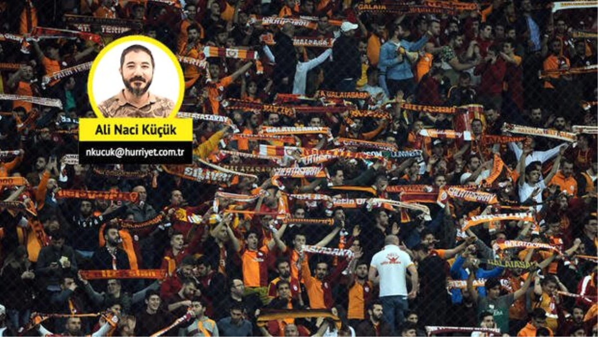 Galatasaray yönetiminden taraftara \'kombine\' jesti!