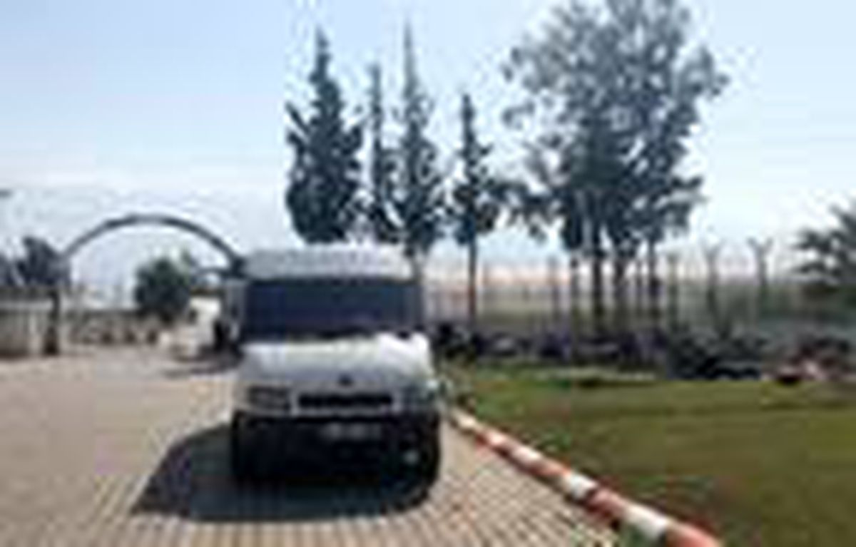 Kaş\'ta 33 kaçak göçmen yakalandı