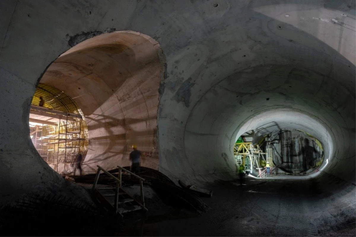 Metro tüneli Narlıdere İstasyonu ile buluştu