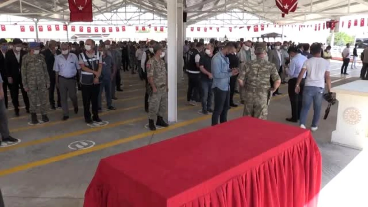 Son dakika haberleri! Şehit Piyade Uzman Onbaşı Serdar Aslan\'ın cenaze töreni