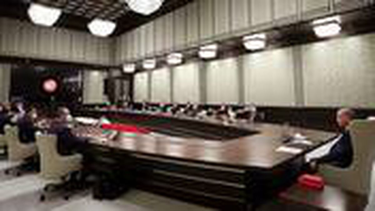 Son dakika! Cumhurbaşkanlığı Kabinesi, Doğu Akdeniz ve salgın süreci gündemiyle toplandı