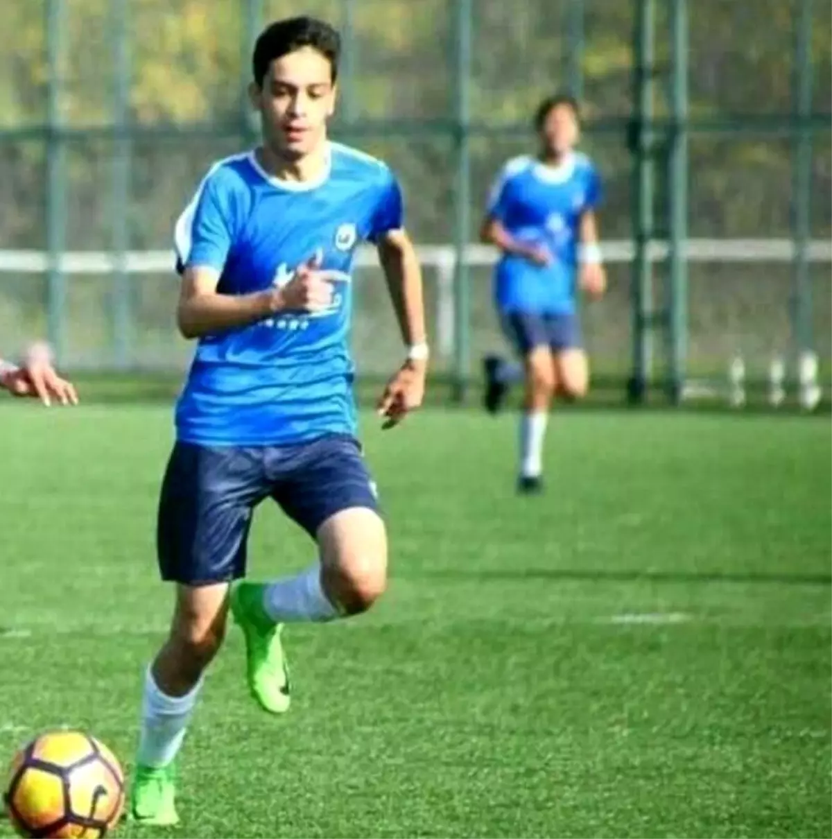 17 yaşındaki futbolcu kansere yenik düştü