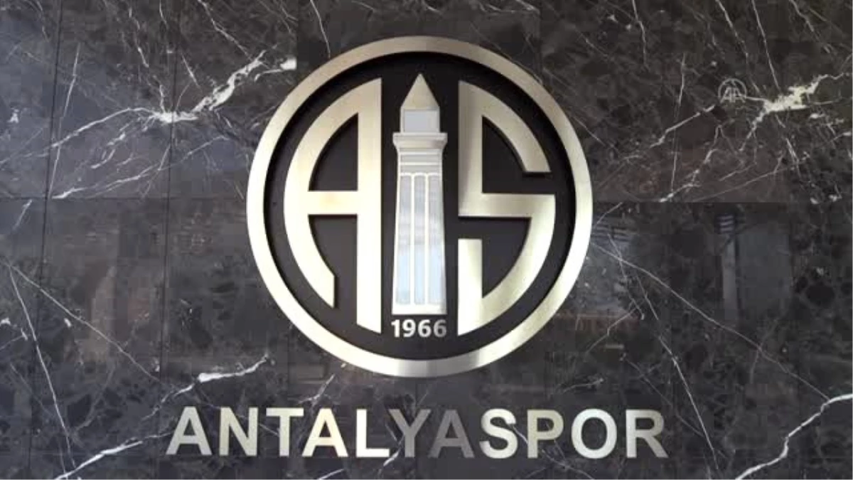 Antalyaspor Teknik Direktörü Tuna basın toplantısında konuştu