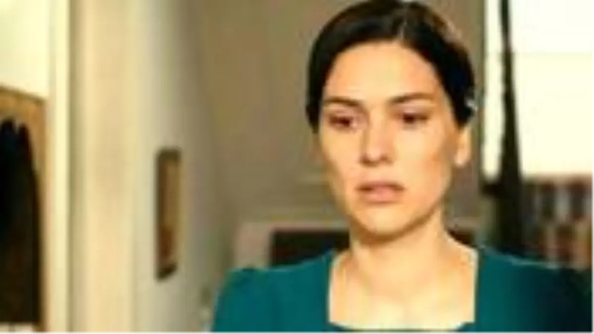 Bergüzar Korel, hasta çocukların ailesinden tanıtım yapmak için para isteyen ünlü isimlere ateş püskürdü