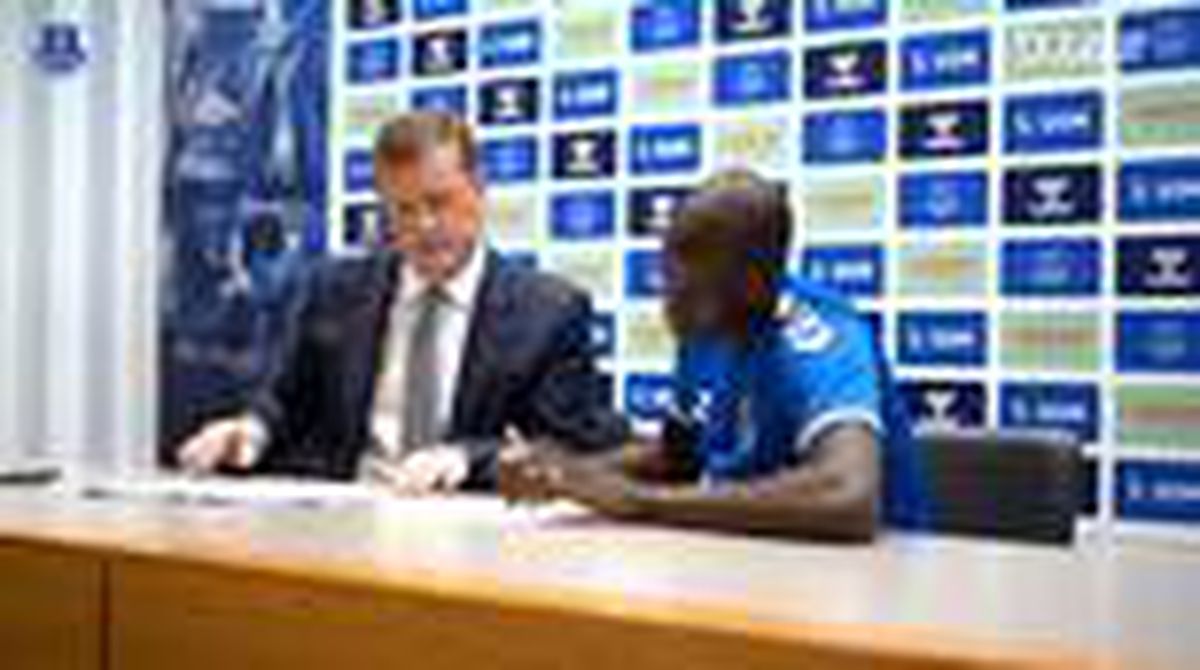 Abdoulaye Doucoure\'nin Everton Oyuncusu Olarak İlk Günü