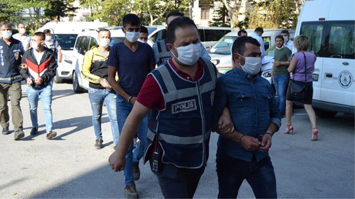 Husumetli iki grup arasında silahlı çatışma çıktı: 1 kişi hayatını kaybetti