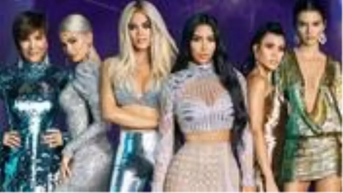 Kim Kardashian, 14 yıllık TV programını sona erdirdiğini duyurdu