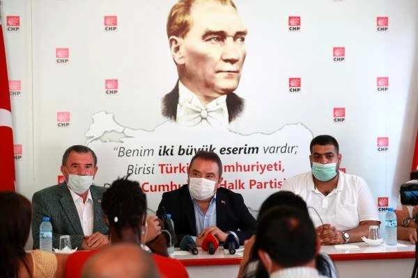 Koronavirüs tedavisi süren Antalya Büyükşehir Belediye Başkanı Muhittin Böcek için kritik 24 saat