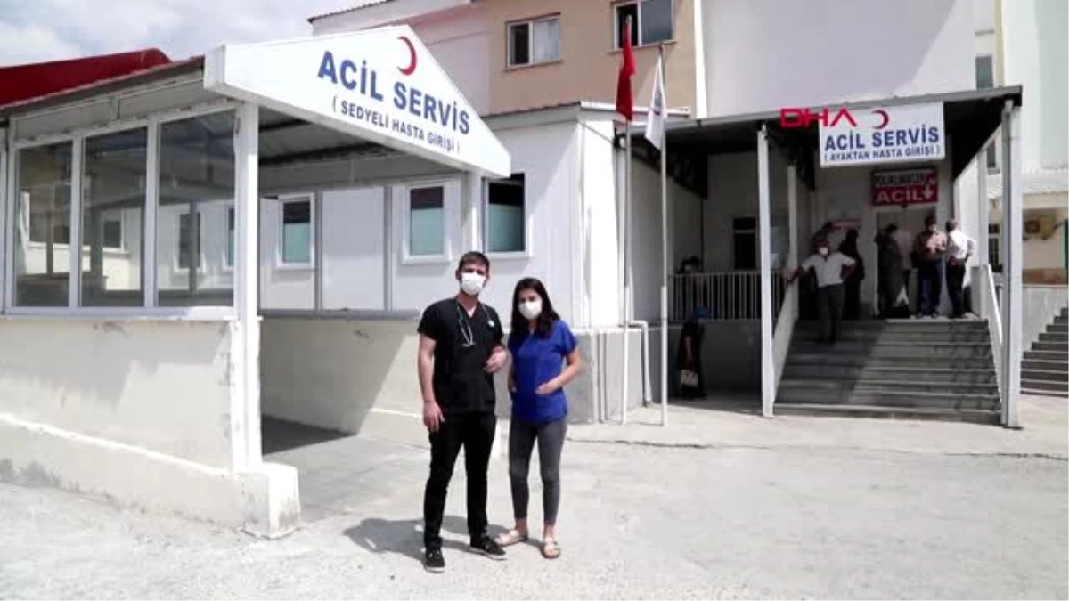 VAN Koronavirüsü yenen sağlıkçı çift, yaşadıklarını anlattı