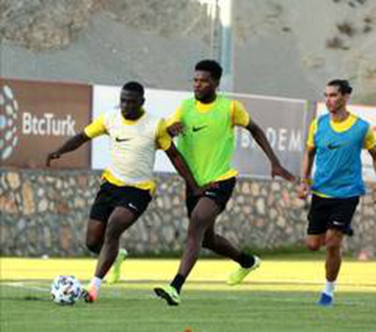 Yeni Malatyaspor sezonun ilk maçını kazanmak istiyor