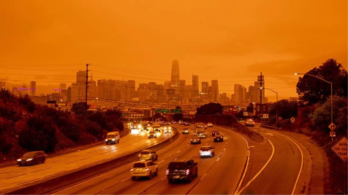 ABD\'de devam eden orman yangını nedeniyle San Francisco turuncu sabaha uyandı