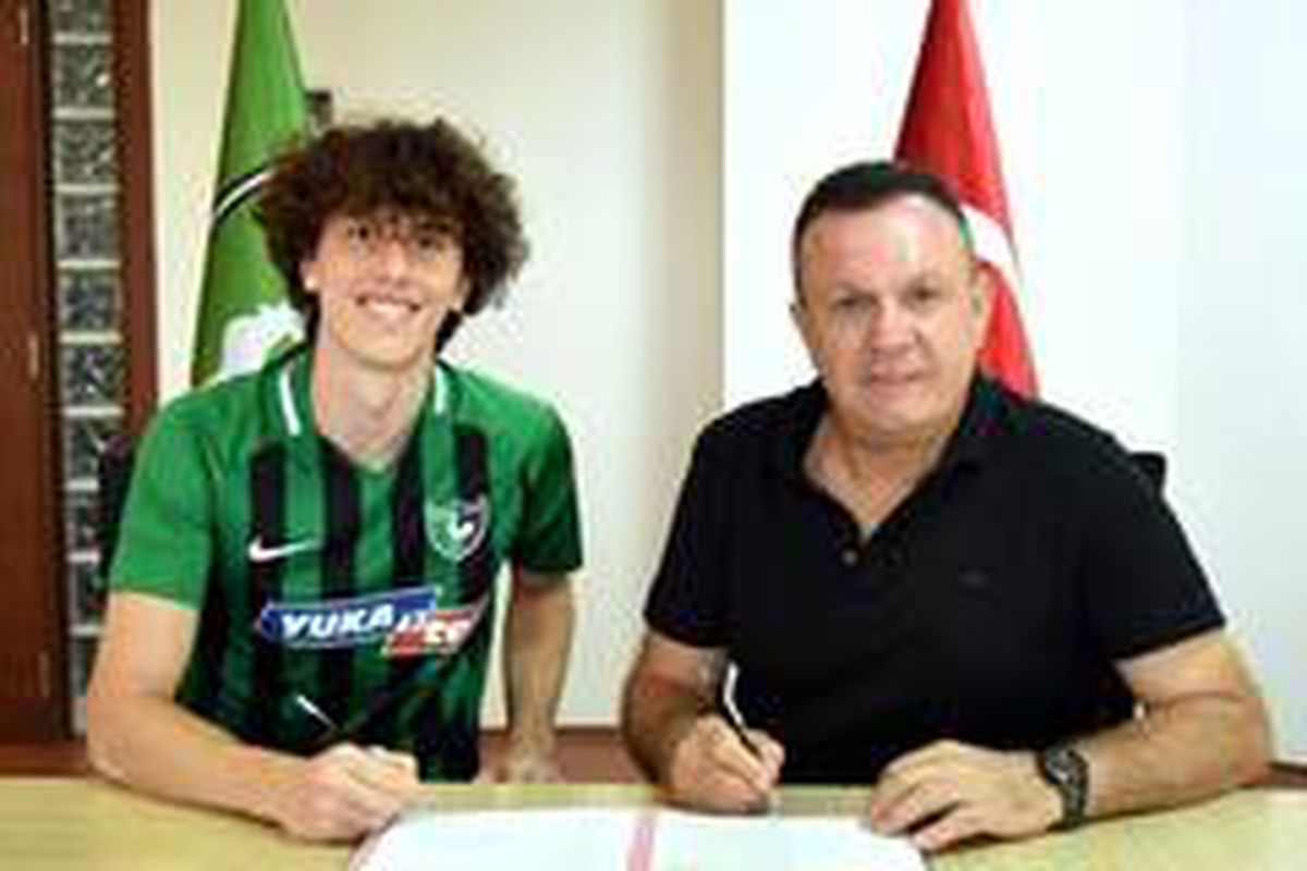 Son dakika haberleri! Denizlispor\'a 17\'lik orta saha