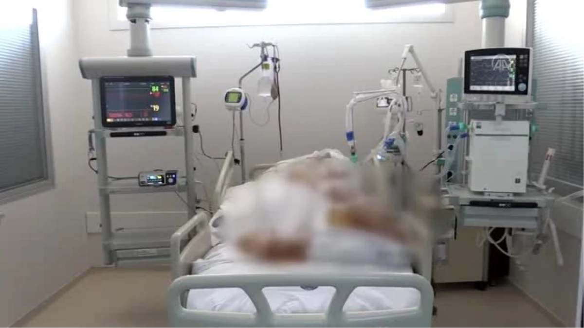 Fedakar sağlık çalışanları "entübe hastalar nefes alabilsin" diye mücadele ediyor (2)