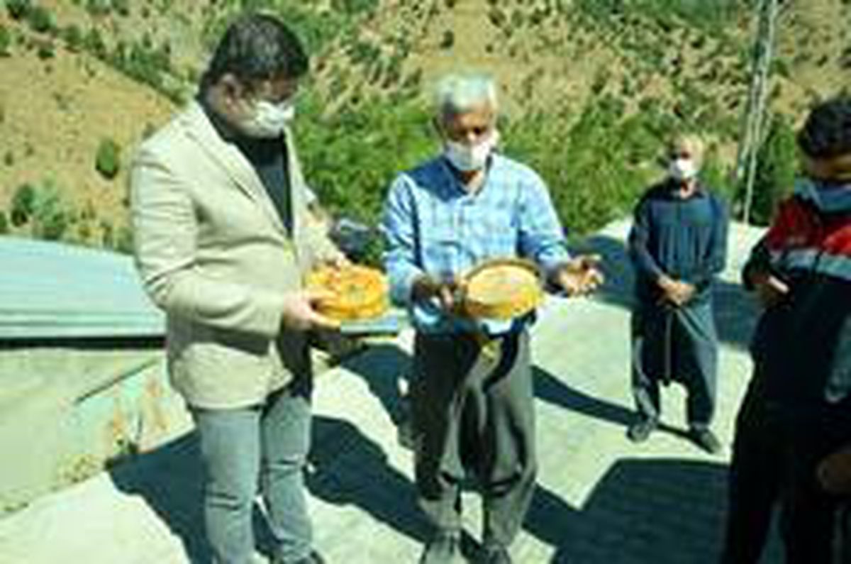 Kaymakam Uçar, Korucak Balını tattı