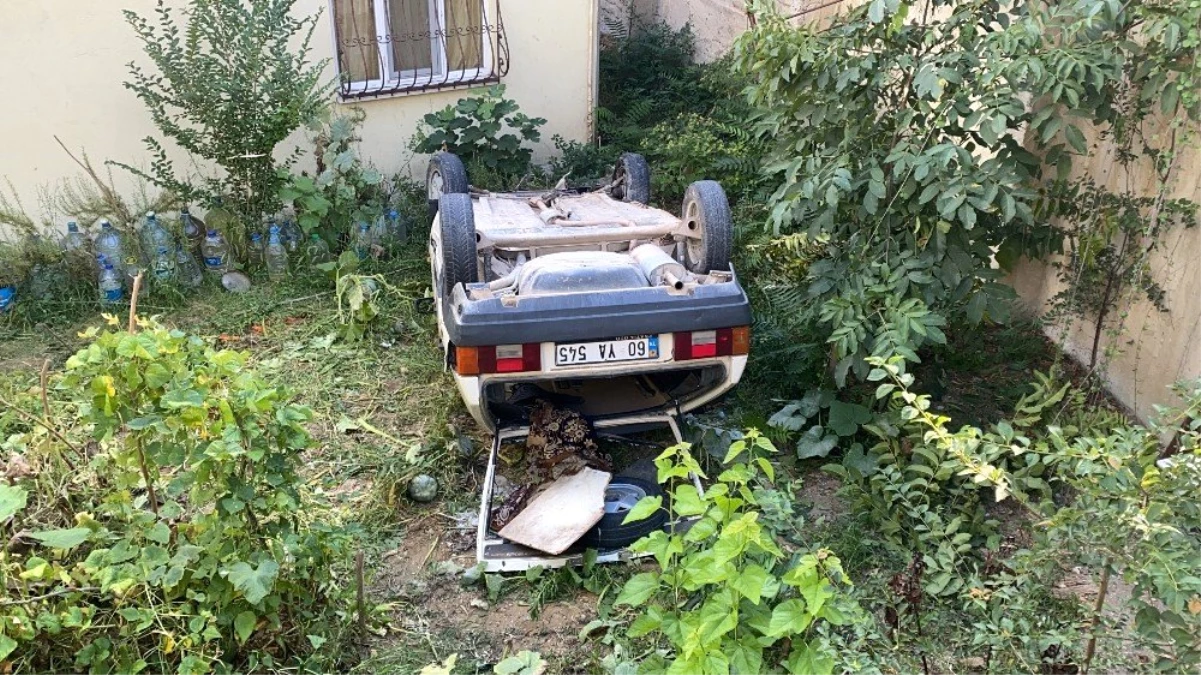 Son dakika haberleri! Sarıyer\'de feci kaza: Otomobil 10 metreden evin bahçesine uçtu