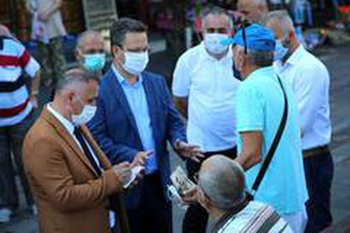 Vali Enver Ünlü\'den maske ve mesafe denetimi