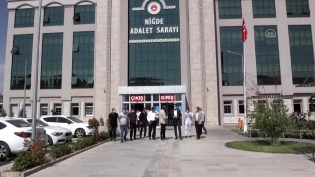 AK Parti Gençlik Kolları\'ndan Erol Mütercimler hakkında suç duyurusu