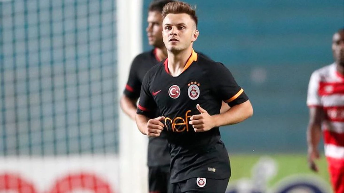 Galatasaraylı Celil Yüksel, 900 bin TL karşılığında Adanaspor\'a transfer oldu