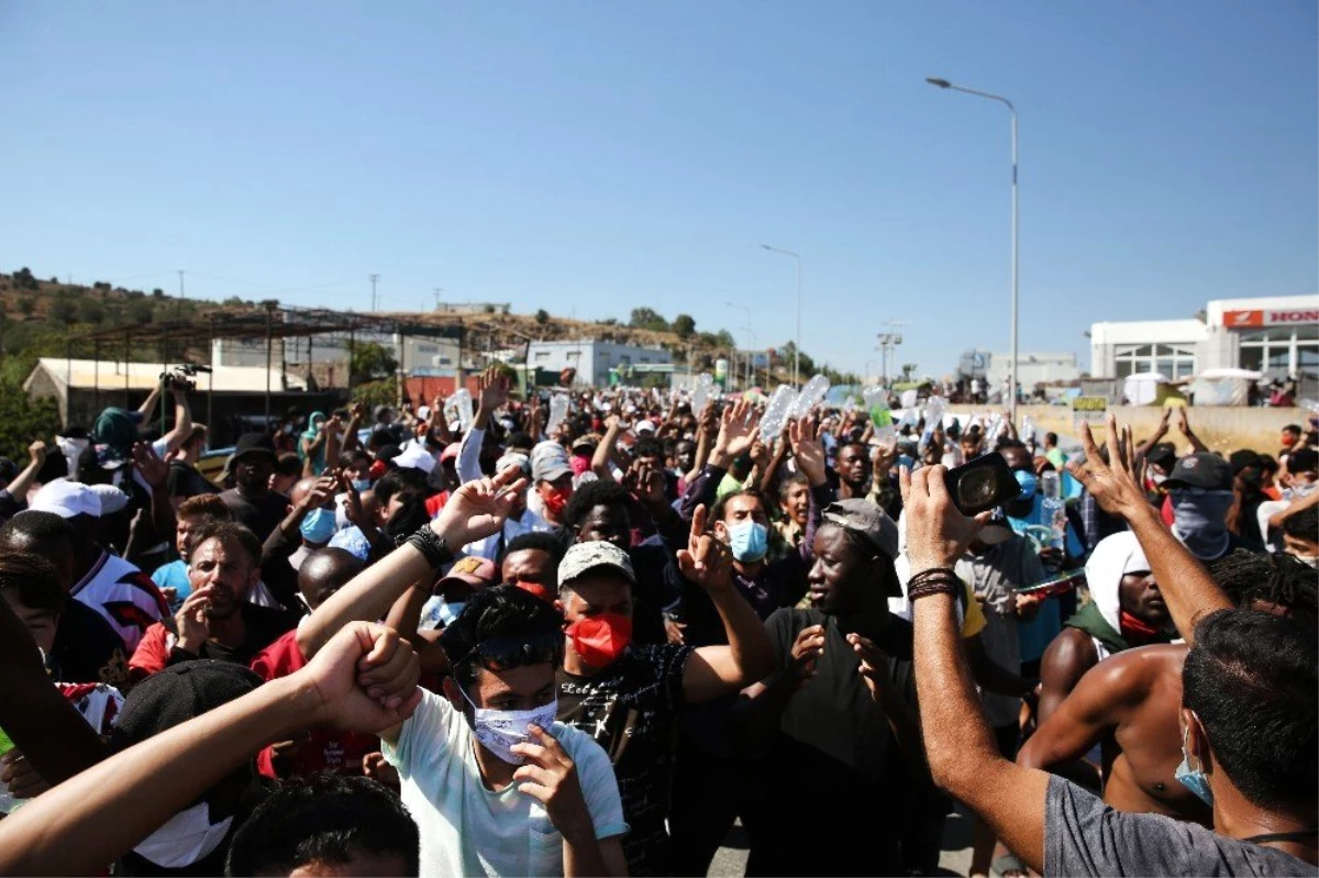 Moria kampındaki sığınmacılardan "özgürlük" protestosu