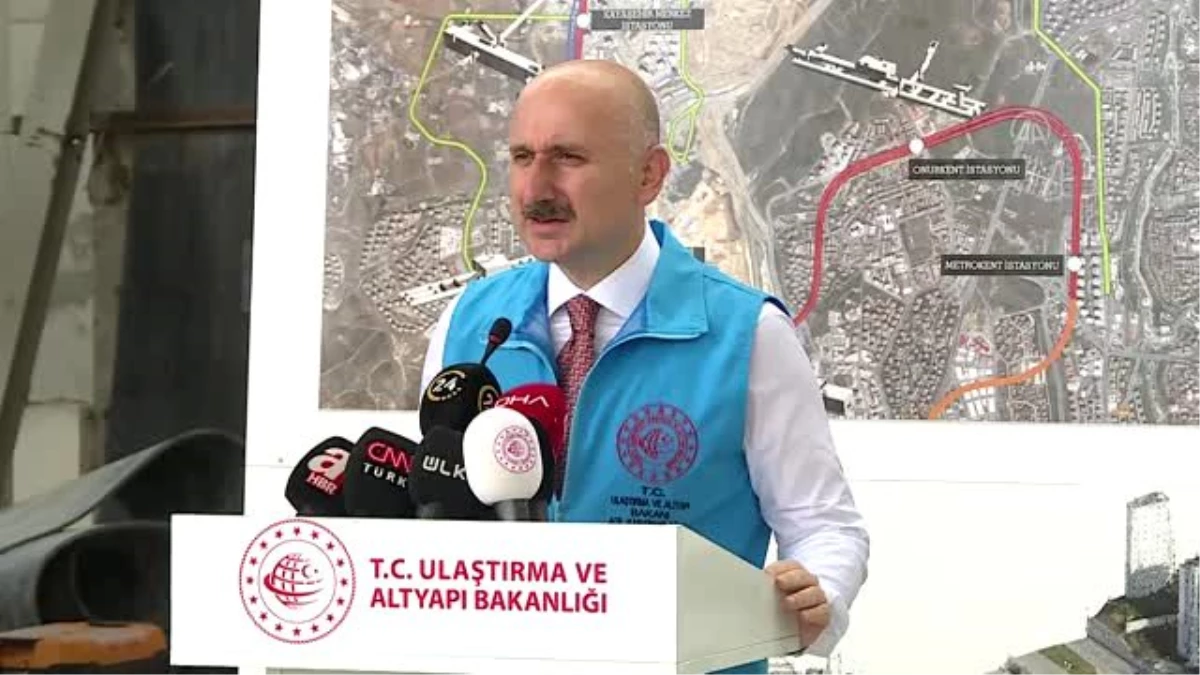 Son Dakika | Ulaştırma ve Altyapı Bakanı Karaismailoğlu: Bütün metro ağını adeta örümcek ağı gibi İstanbul\'un...