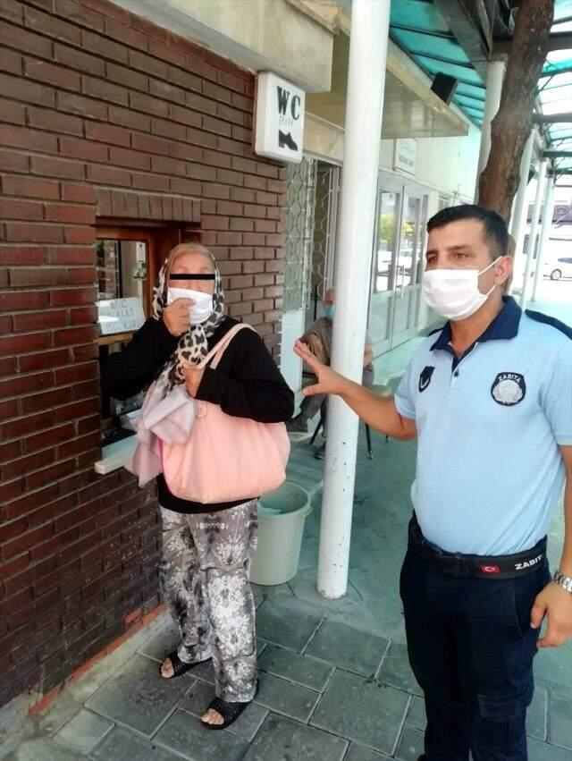 İzmir'de dilencinin üzerinden 8 altın ile 4 bin lira çıktı İzmir'de dilencinin üzerinden 8 altın ile 4 bin lira çıktı