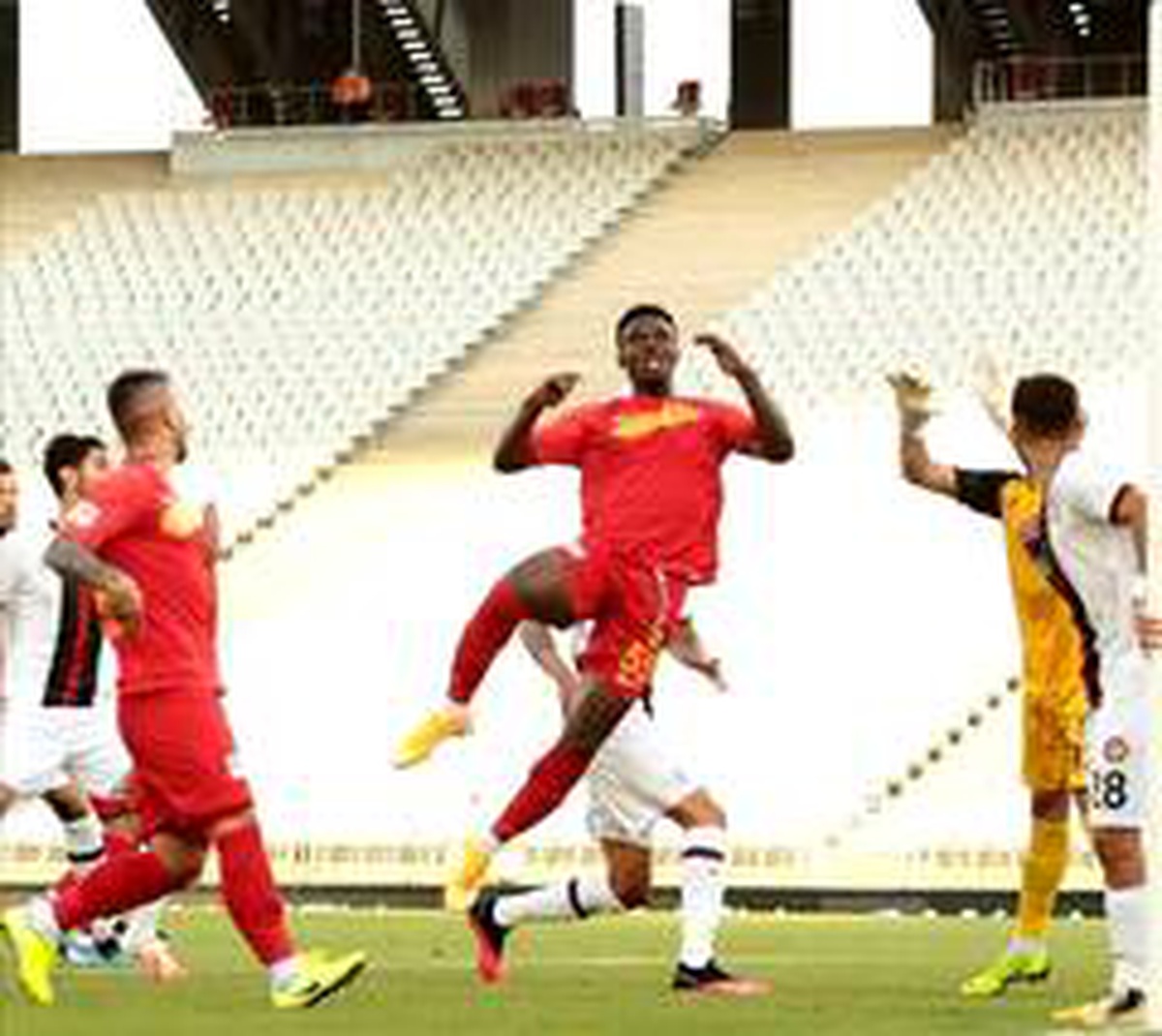 Sezona yenilgiyle başlayan Yeni Malatyaspor\'da üzüntü hakim