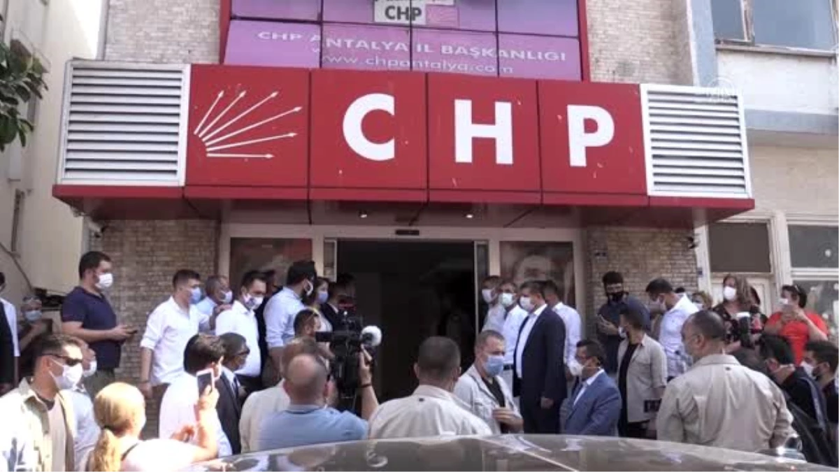 CHP Genel Başkanı Kılıçdaroğlu, Antalya\'da ziyaretlerde bulundu