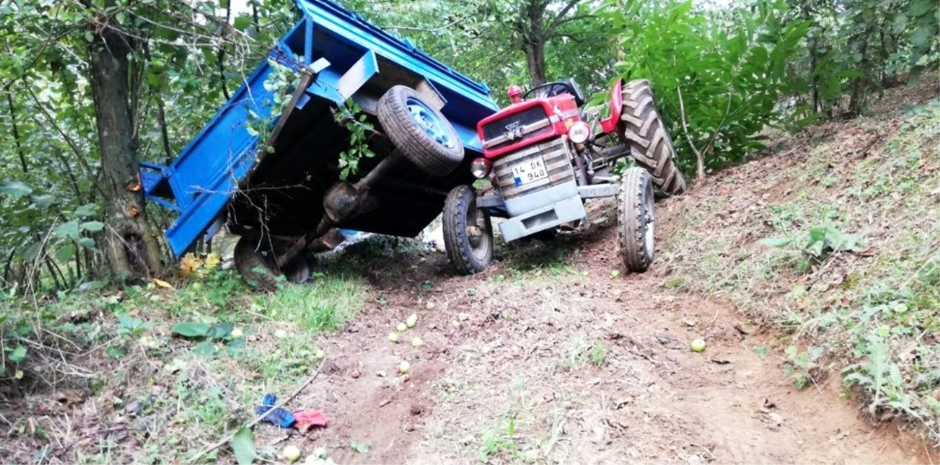 Düzce\'de tarım işçilerini taşıyan traktör devrildi: 4 yaralı