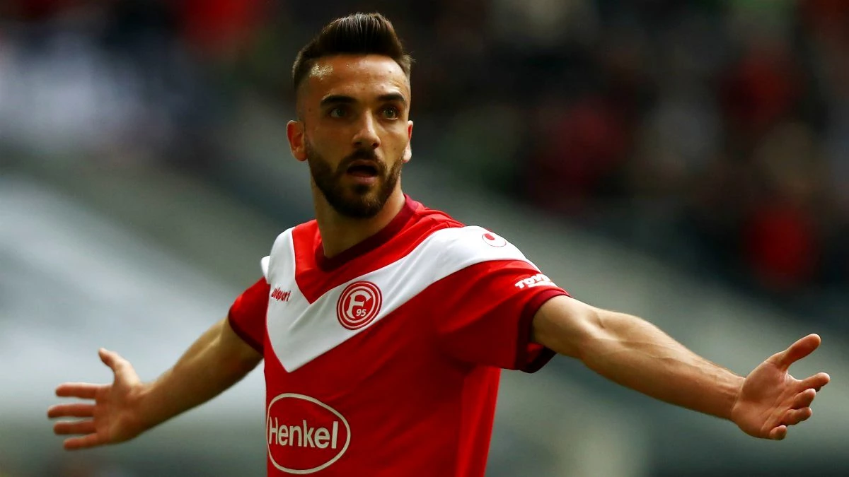Fortuna Düsseldorf, Türkiye\'de oynamak isteyen Kenan Karaman için 5 milyon euro istiyor