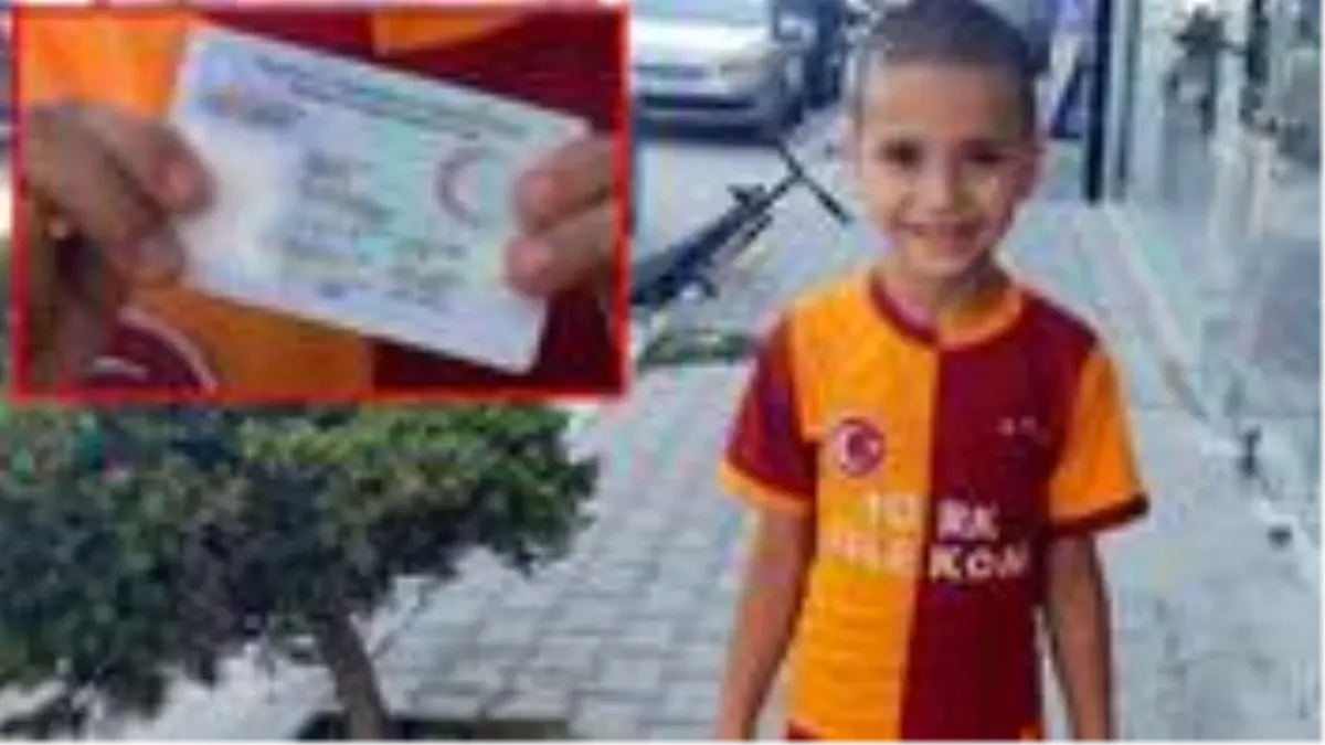 Samandağlı Drogba! 7 yaşındaki çocuğun kimliğini gören şaşkınlığını gizleyemiyor