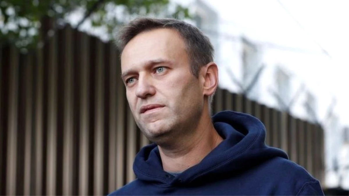 Zehirlenen Rus muhalif Navalni \'yataktan kalktı\'