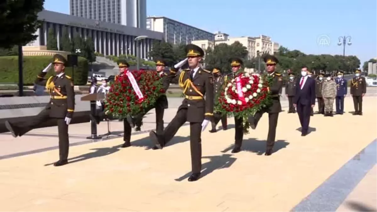 Bakü\'nün kurtuluşunun 102. yıl dönümü